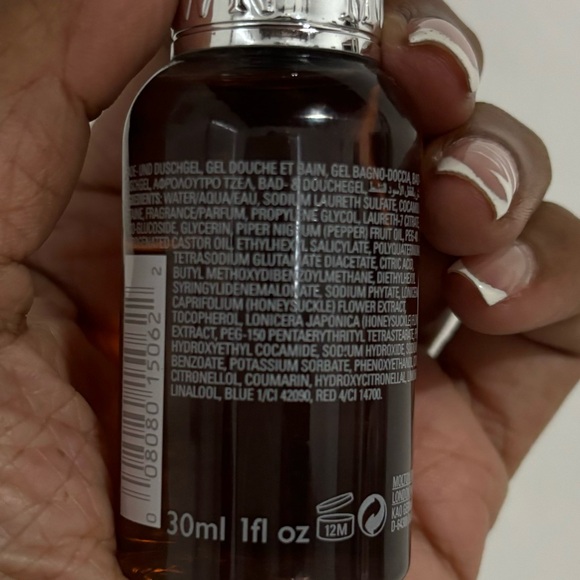 NEW Molton Brown Bath & Shower Gel Set - Black Pepper & Orange Bergamot - Picture 3 of 5